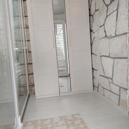 Apartment Apartma Belin With Garden And Private Parking *