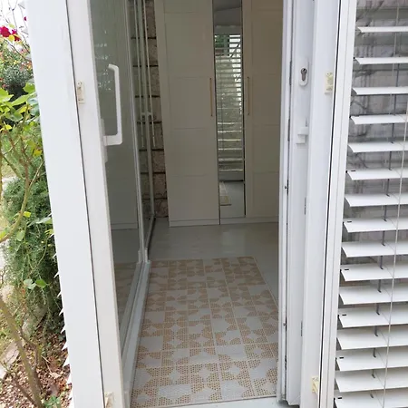 Apartma Belin With Garden And Private Parking *