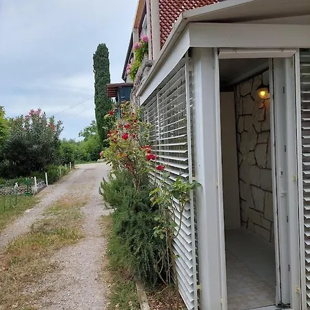 Apartma Belin With Garden And Private Parking Piran
