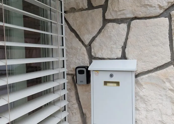 Apartma Belin With Garden And Private Parking *